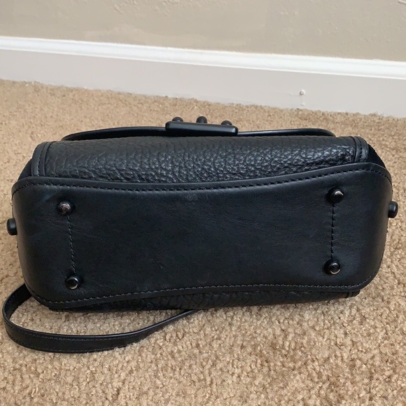 Coach - Picture 5 of 11